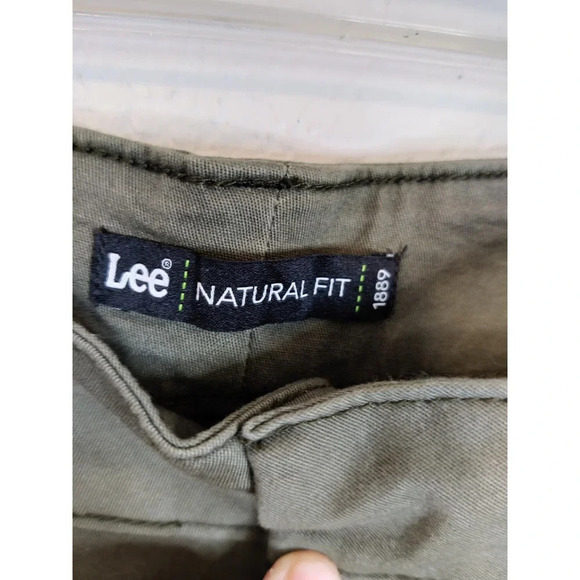 Lee Natural Fit Army Green Capri Jeans Pockets Size 8 M - Picture 5 of 7